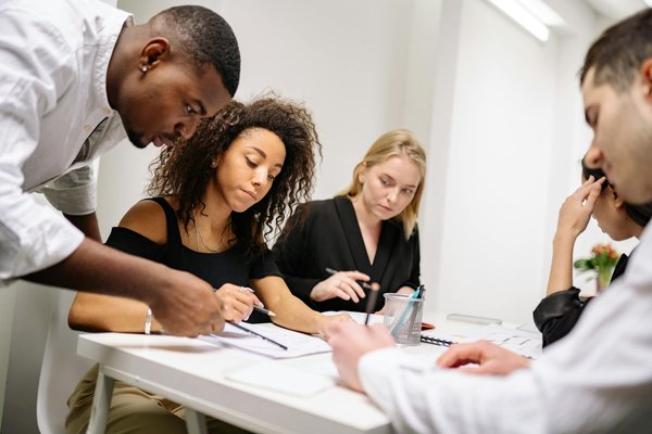 Comment rester maître de l'intelligence artificielle ?